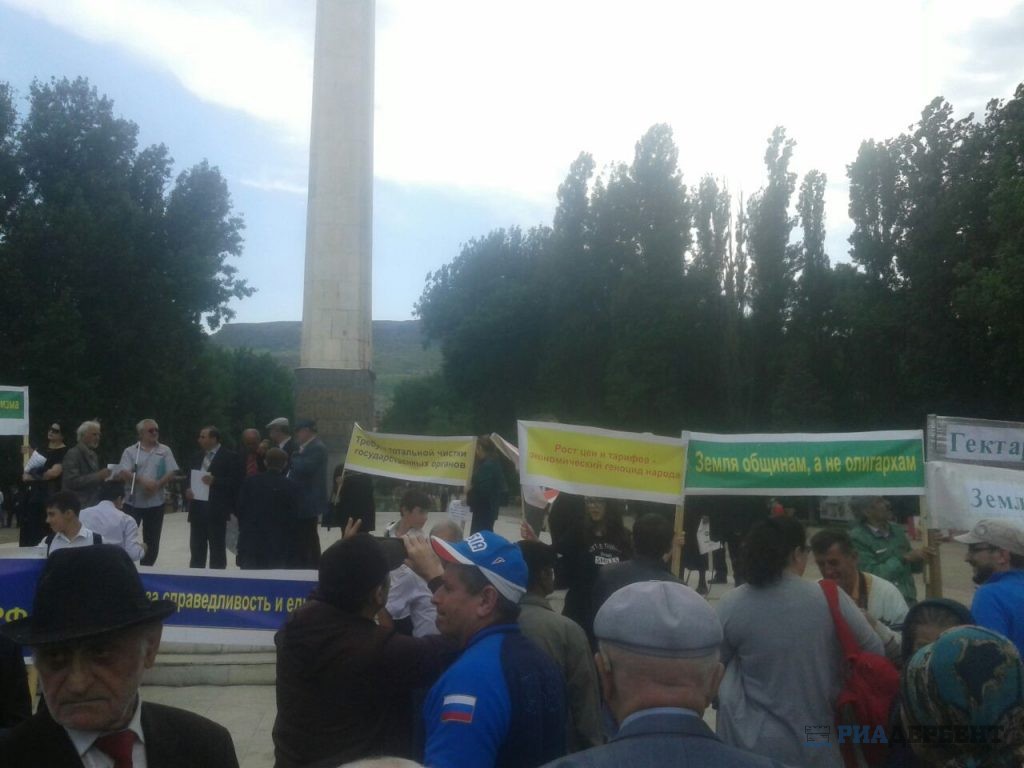 реализация программы переселения жителей из аварийного и ветхого жилья