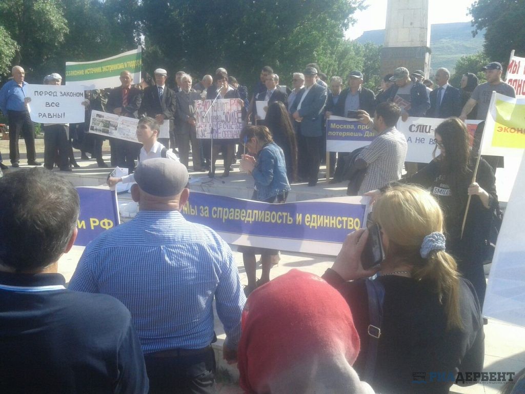 Дом находится на грани разрушения